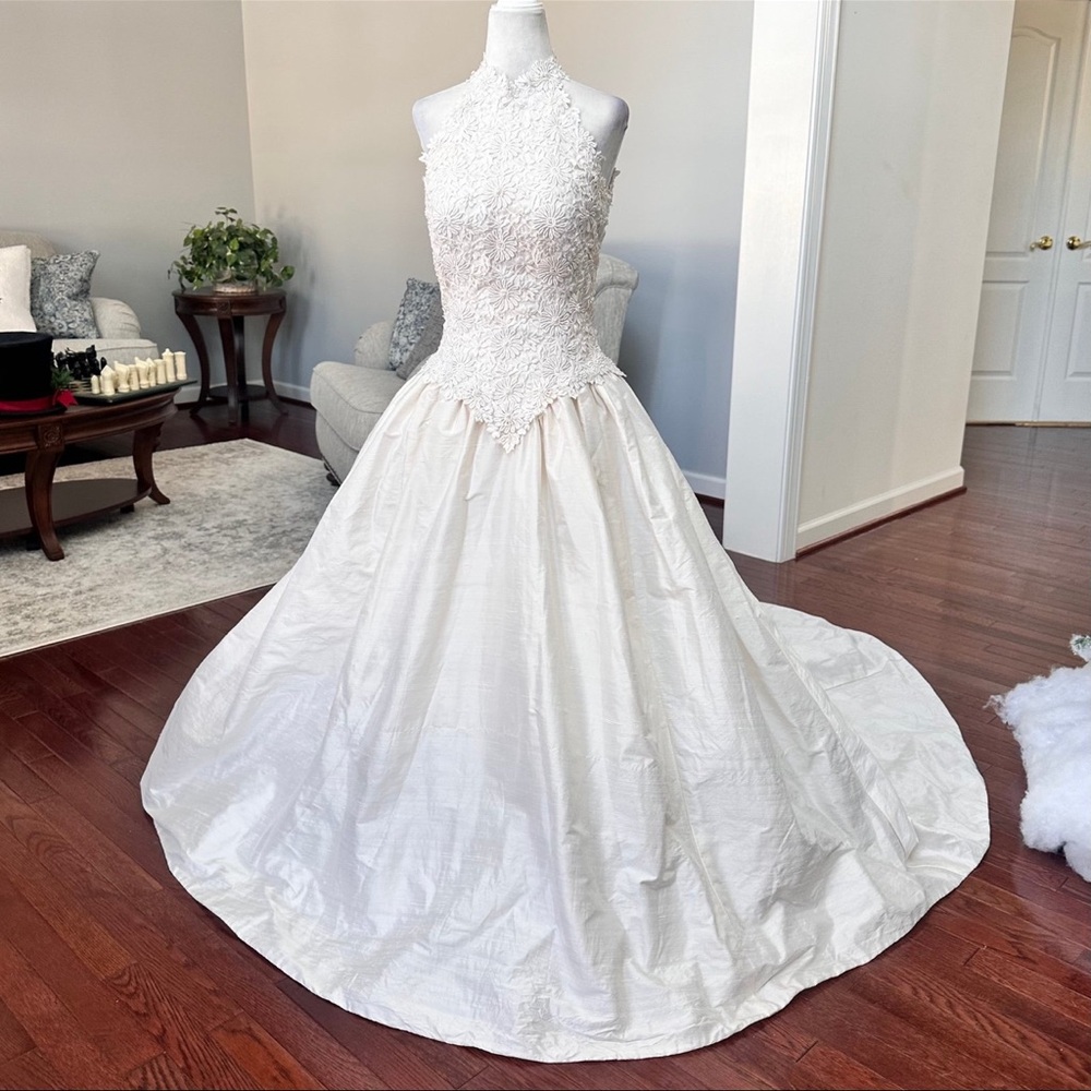 Vintage 100% Silk Ivory 2000s Mori Lee A Line Bodice Floral Puffy Wedding Dress